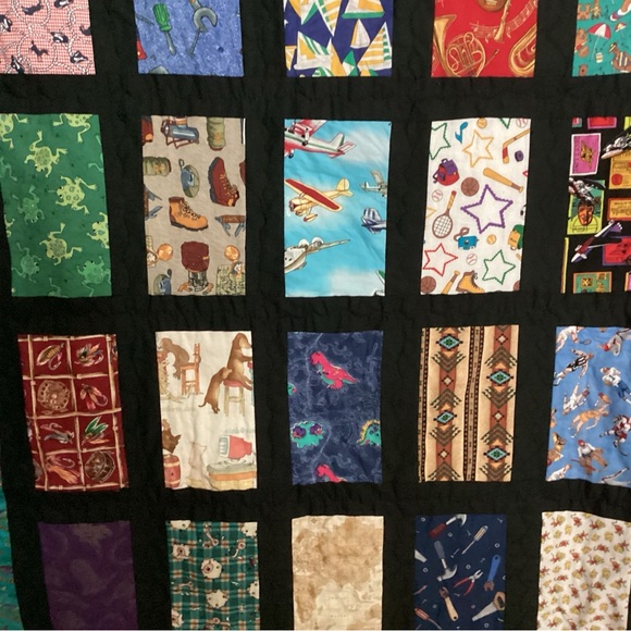 Handmade Boys quilt - Picture 3 of 8
